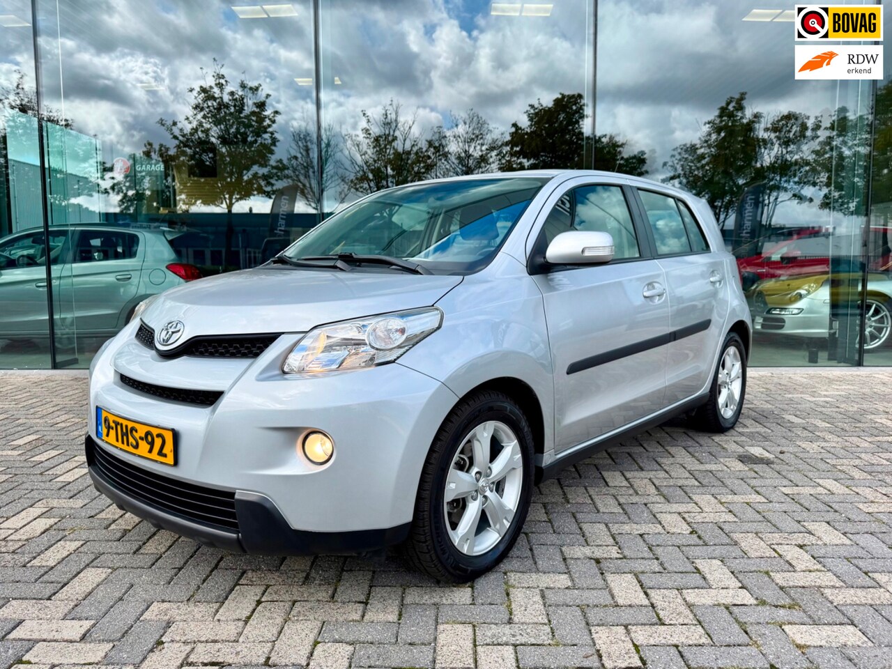 Toyota Urban Cruiser - 1.3 VVT-i Dynamic 1.3 VVT-i Dynamic, Climate, PDC, Navi, Bluetooth - AutoWereld.nl
