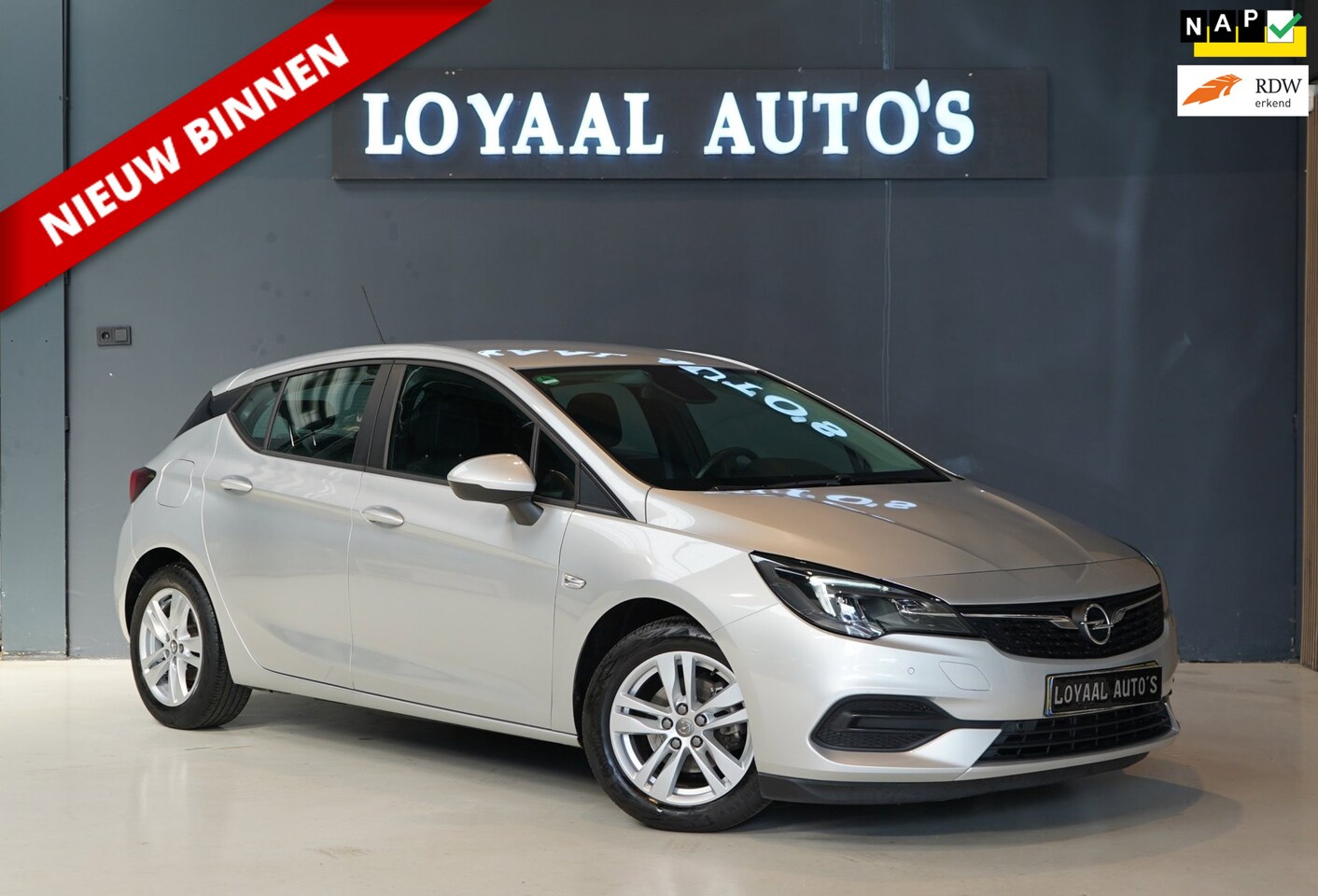 Opel Astra - 1.2 Edition | PDC | CRUISE | AIRCO | NAP | APK - AutoWereld.nl