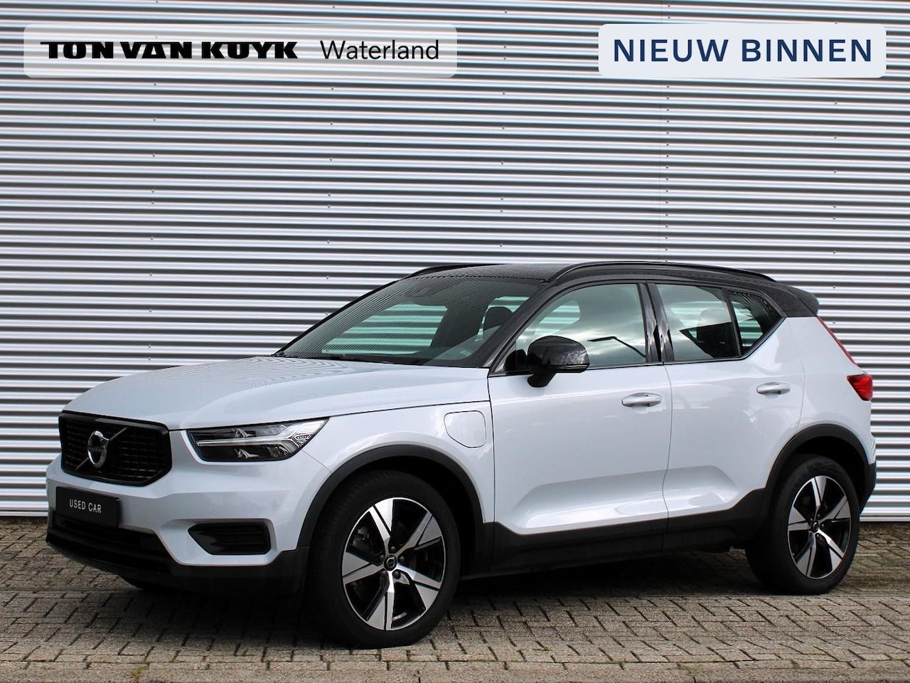 Volvo XC40 - 1.5 T5 Recharge R-Design Automaat / Reservewiel / DAB / Glossy Black Dak / Microtech Nubuc - AutoWereld.nl
