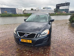 Volvo XC60 - 2.0 T5 Summum AUT EXPORT