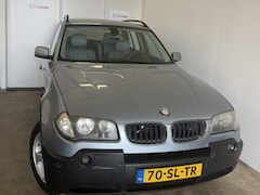 BMW X3 - 2.0i | Trekhaak | Leder | Navi