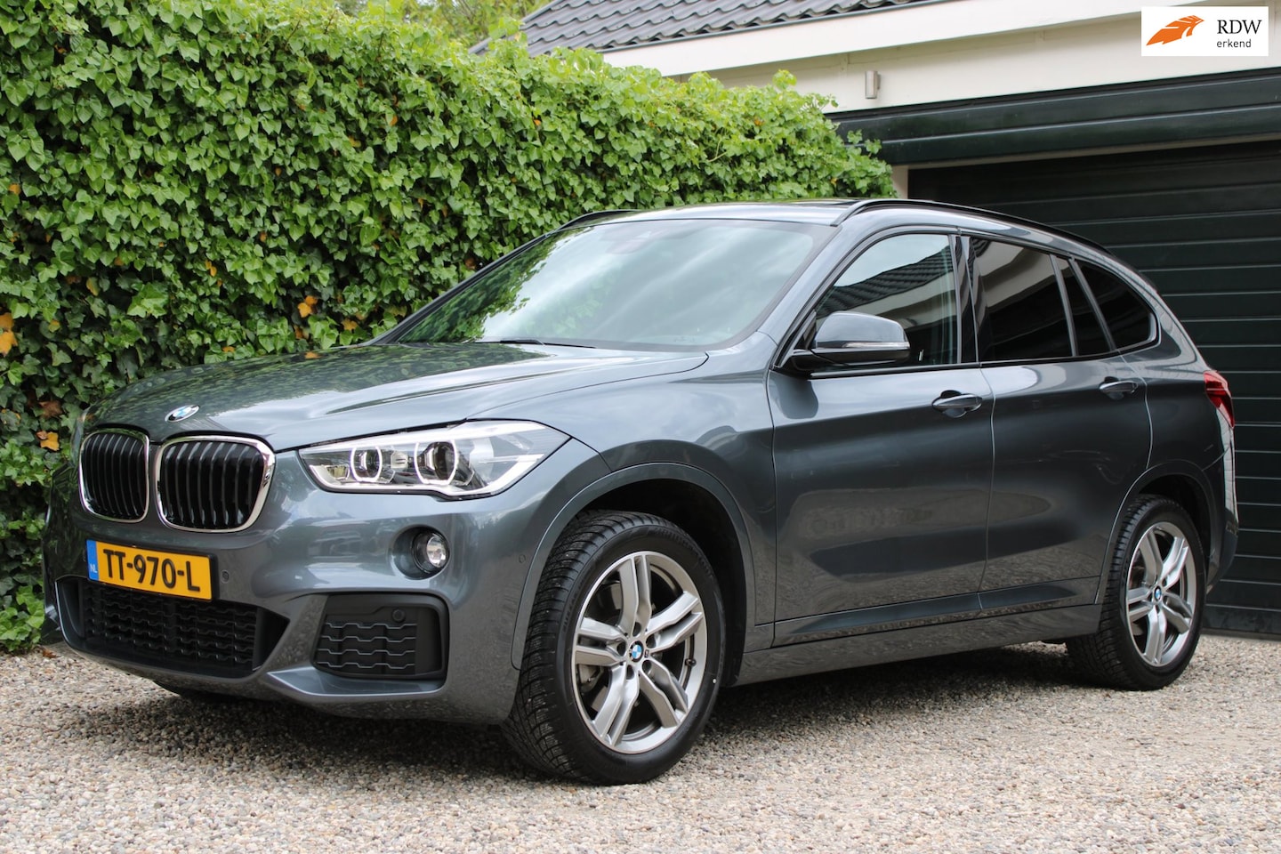 BMW X1 - XDrive25d High Executive | 231 PK | Full options - AutoWereld.nl
