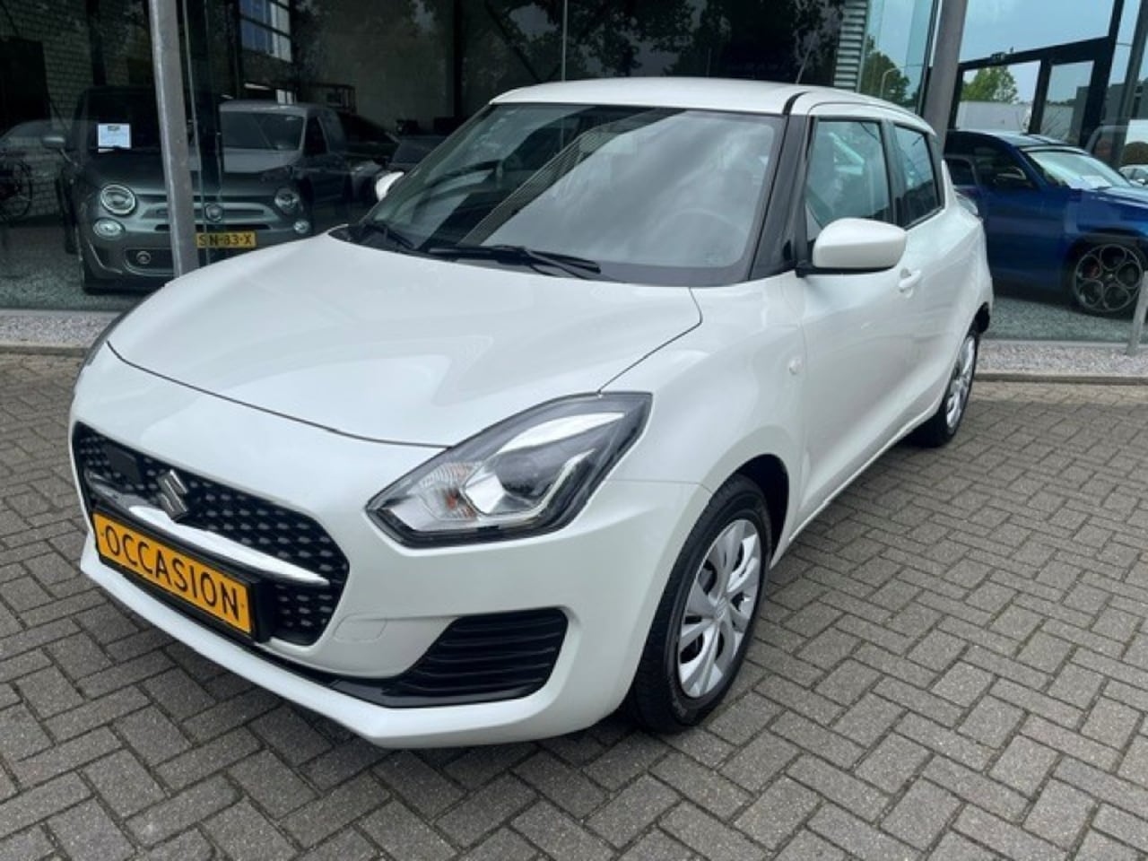 Suzuki Swift - 1.2 Comfort Smart Hybrid  Adap Cruise - AutoWereld.nl