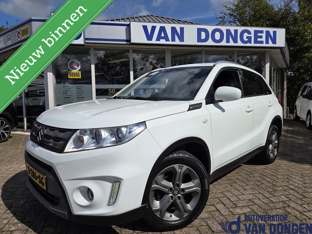 Suzuki Vitara - 1.6 Exclusive | All-Season / Navigatie / Camera / Cruise - AutoWereld.nl