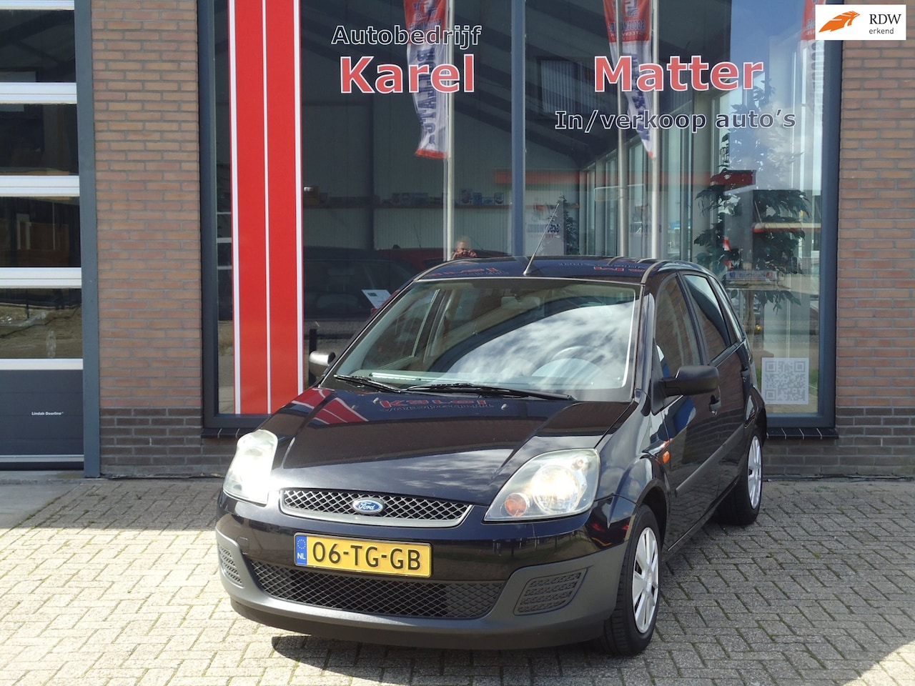 Ford Fiesta - 1.3-8V Champion *5 DEURS* *AIRCO* *WEINIG KM'S* - AutoWereld.nl