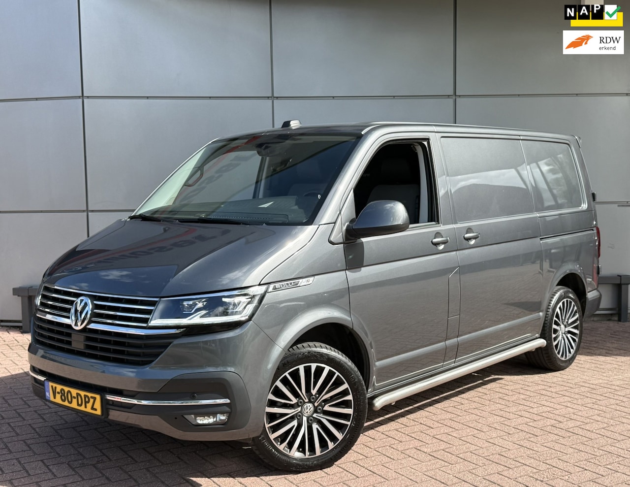 Volkswagen Transporter - 2.0 TDI 150 PK L1H1 28 Bulli 2 x Schuifdeur - AutoWereld.nl