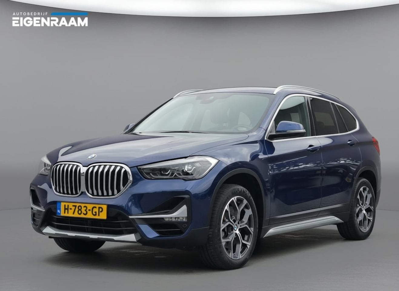BMW X1 - 20i VDL Nedcar Edition | Trekhaak | Leder | Head-up - AutoWereld.nl