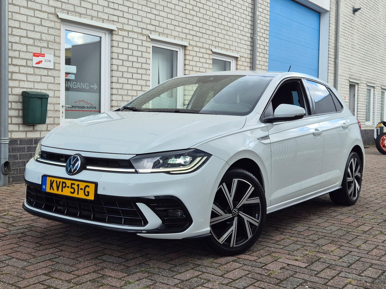 Volkswagen Polo - 1.0 TSI R-Line Automaat IQ.Light-Keyless-ACC - AutoWereld.nl