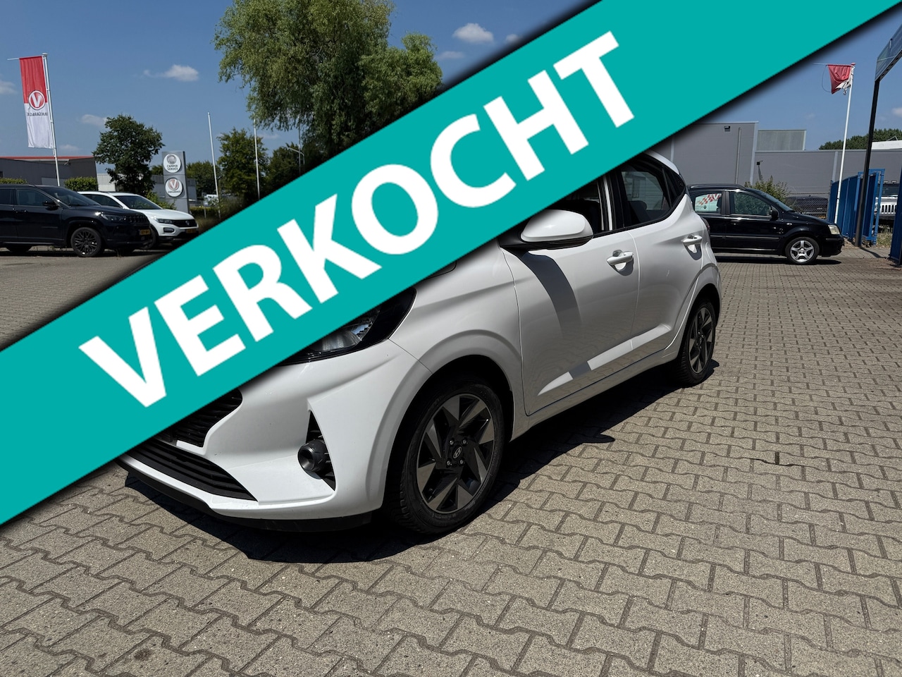 Hyundai i10 - 1.0 Premium Automaat (BOVAG/RIJKLAARPRIJS) - AutoWereld.nl