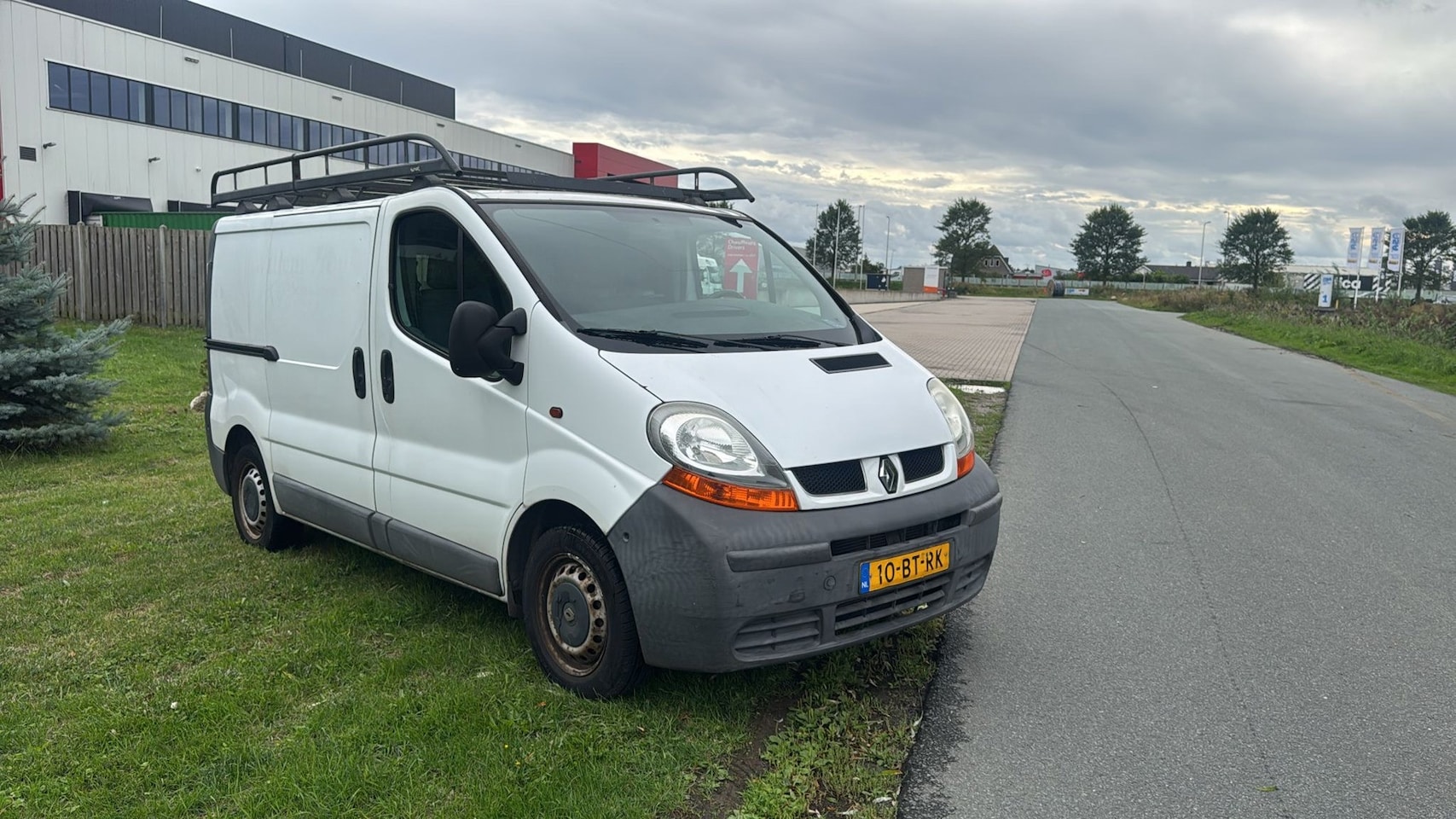 Renault Trafic - 1.9 dCi L1H1 Série Spéciale 90.000 NAP AIRCO 6BAK WIT 2005 - AutoWereld.nl