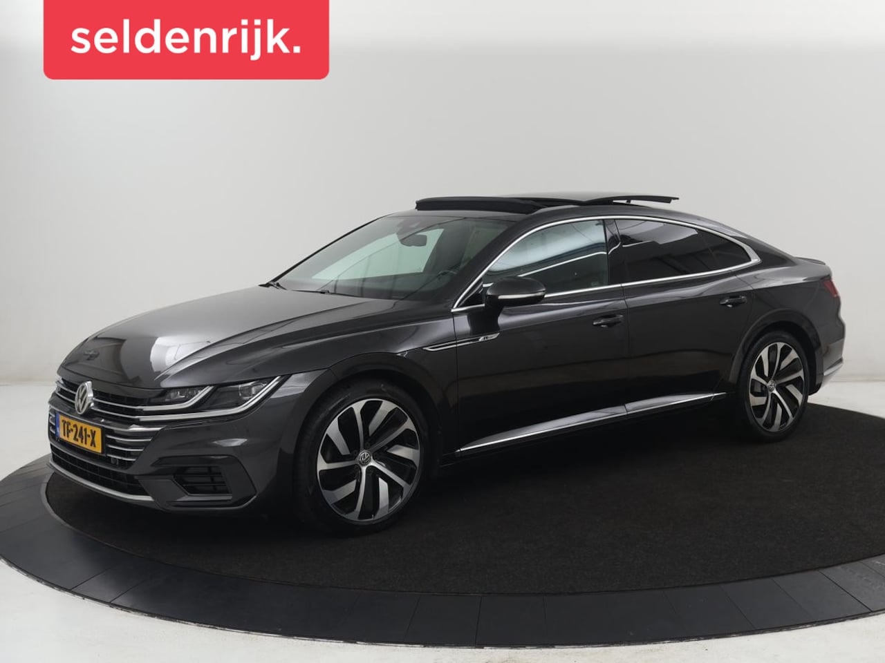 Volkswagen Arteon - 1.5 TSI Business R | Panoramadak | Leder/alcantara | Stoelverwarming | Adaptive cruise | C - AutoWereld.nl