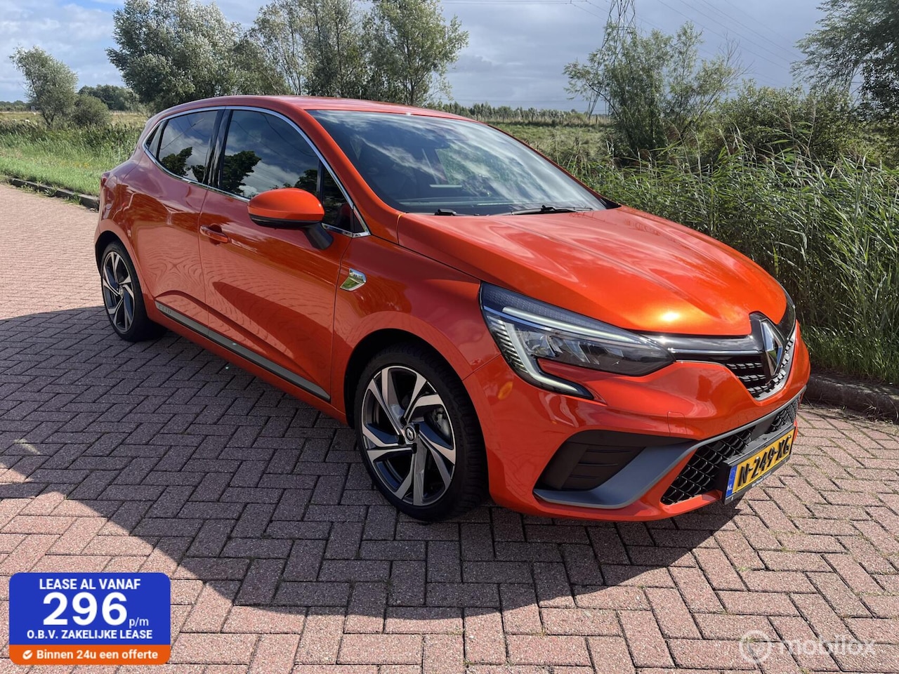 Renault Clio - 1.6 E-Tech Hybrid 140 R.S. Line + Leer - AutoWereld.nl