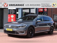 Volkswagen Passat Variant - 1.4 TSI GTE Hybride *Highline* | Carplay | Schuifdak | Adaptive Cruise & Climate Control |