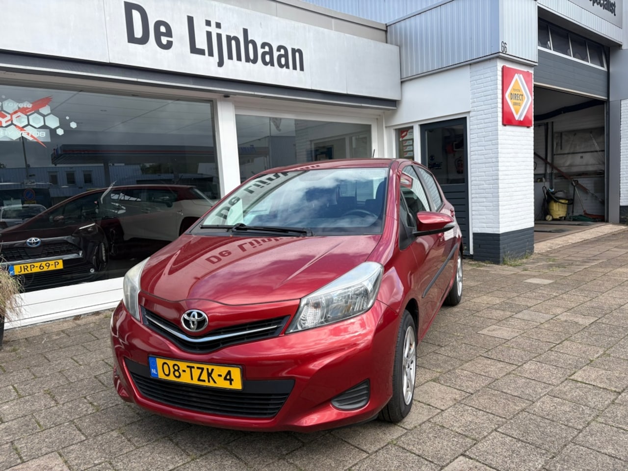 Toyota Yaris - 1.0 VVT-i Aspiration 1.0 VVT-i Aspiration - AutoWereld.nl