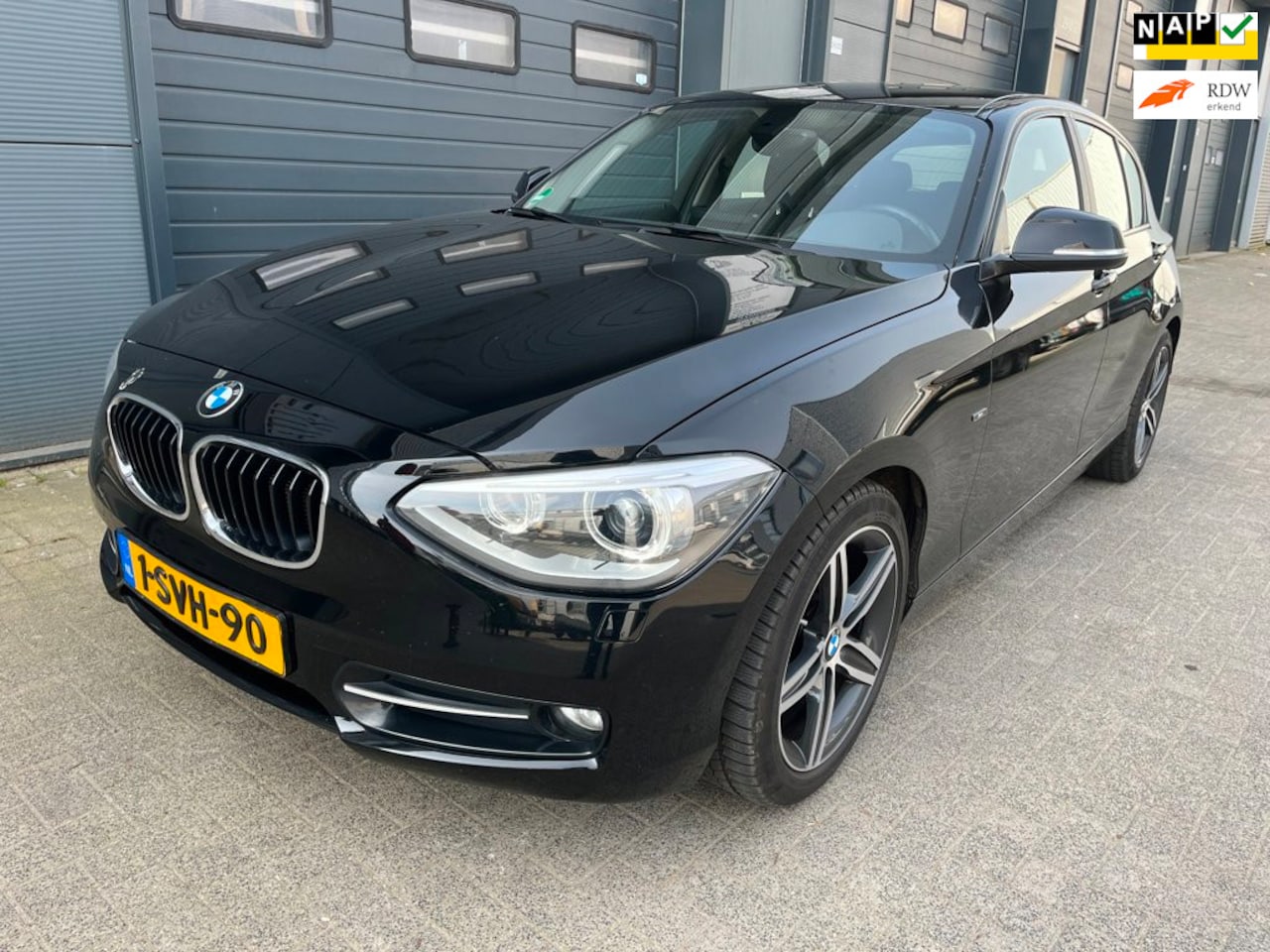 BMW 1-serie - Mooie 116i EDE Executive - nieuwe distributie - M performance - AutoWereld.nl