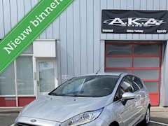 Ford Fiesta - 1.0 EcoBoost Titanium | Origineel NL | Distributieriem vervangen | AC |Navi | APK 10-27