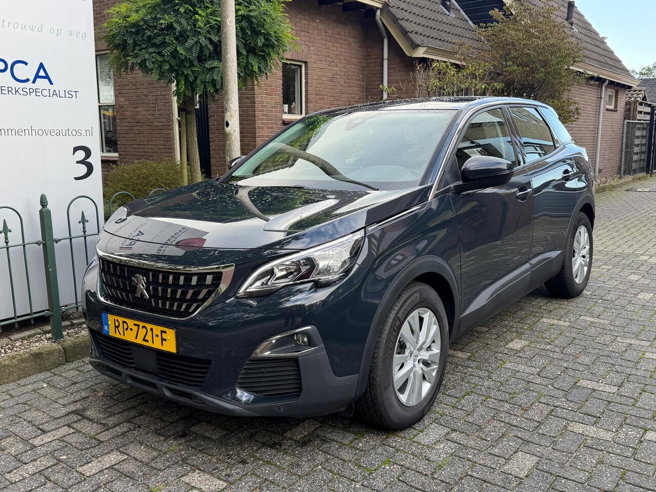 Peugeot 3008 - 1.2 PureTech Blue Lease Executive 1.2 PureTech Blue Lease Executive - AutoWereld.nl