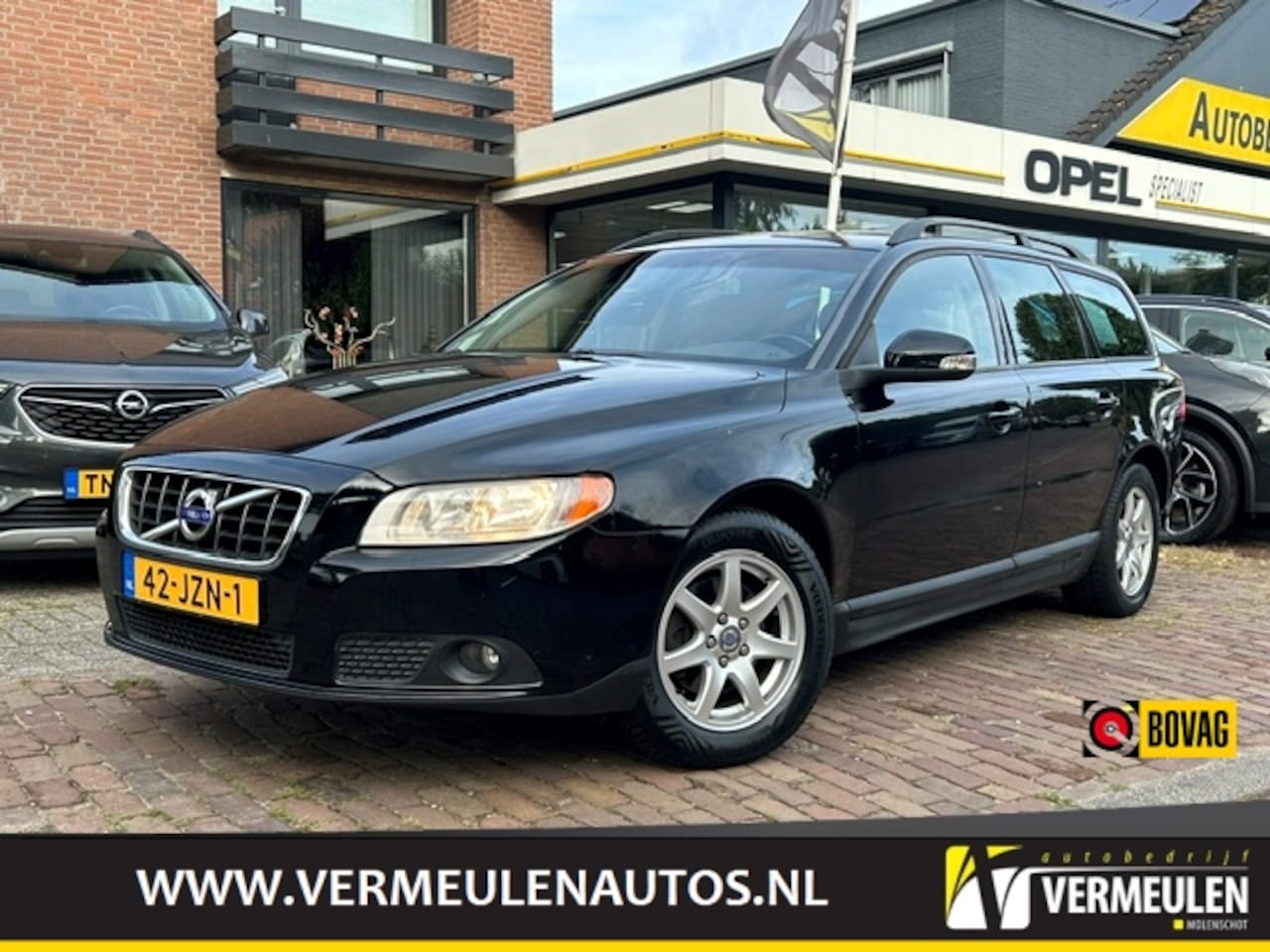 Volvo V70 - 2.0 107KW Limited Edition + 16"/ Navi/ Clima/ Cruise/ Leder/ Stoelverwarming/ NL auto - AutoWereld.nl