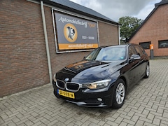 BMW 3-serie Touring - 318d High Executive