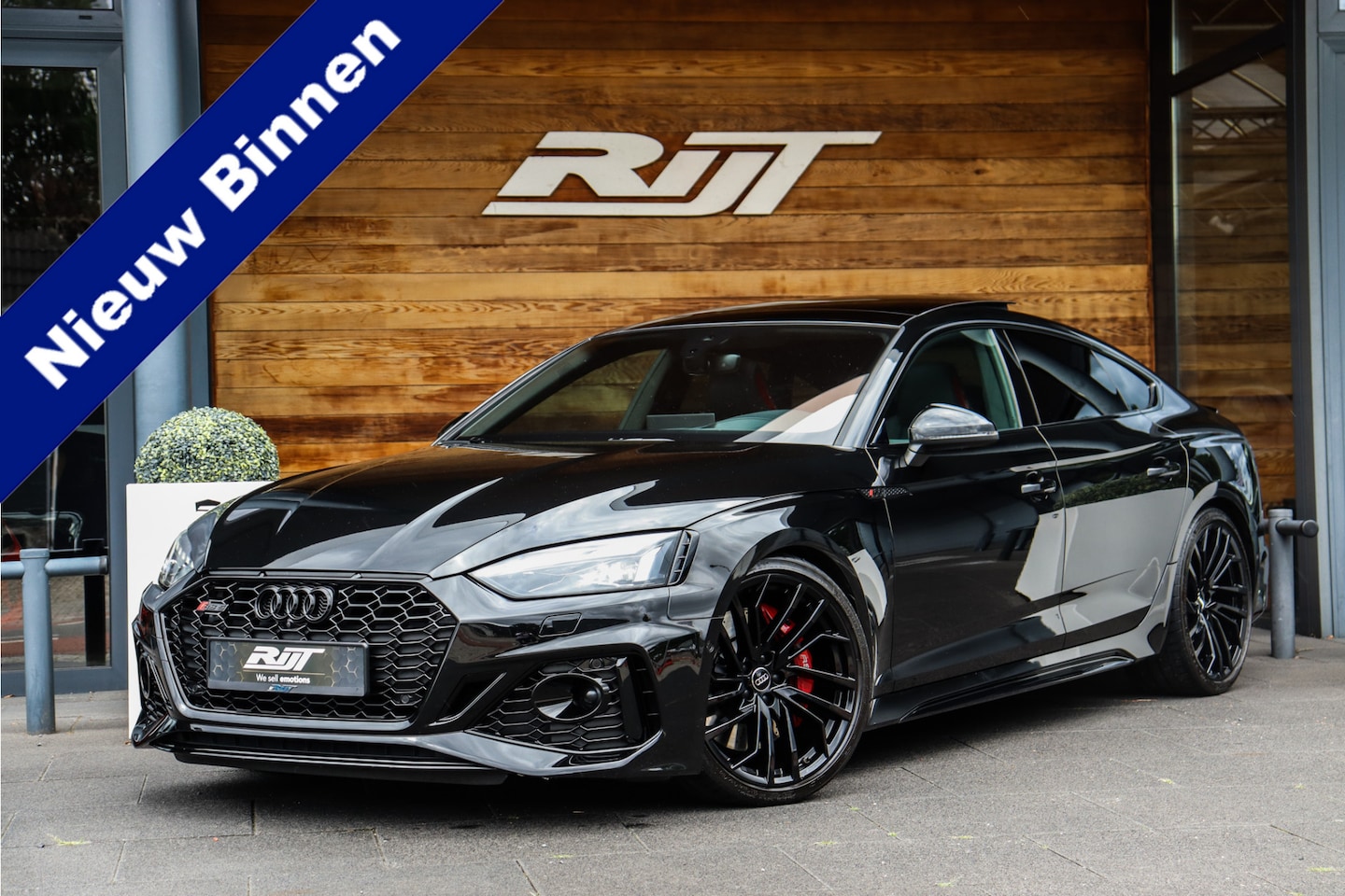 Audi RS5 - 2.9 Quattro **Sportstoel/RS leder/Matrix/360/Pano** - AutoWereld.nl