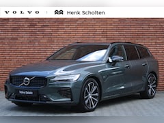 Volvo V60 - T8 Plug-in hybrid AWD Ultra Dark | Panoramadak | Trekhaak | Premium audio by Harman Kardon