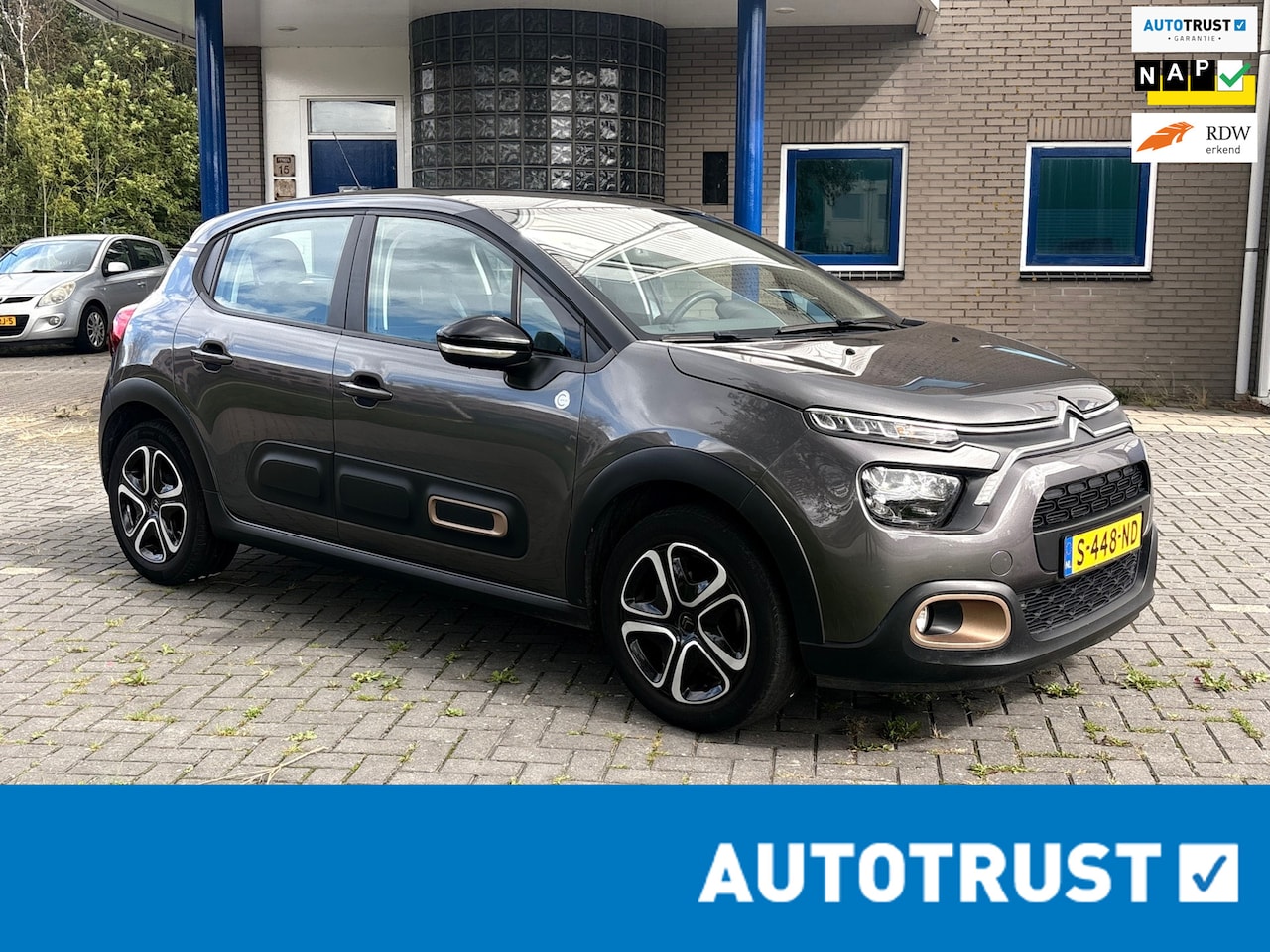 Citroën C3 - 1.2 PureTech C-Series/Navi/Clima/NL/1.Eig - AutoWereld.nl