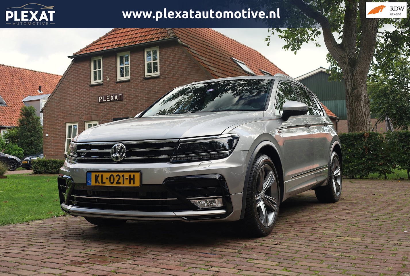 Volkswagen Tiguan - 2.0 TSI 4Motion Highline DSG. | 3x R-Line | Panorama | Trekhaak | Dynaudio | Virtual | Dod - AutoWereld.nl