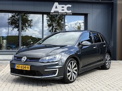 Volkswagen Golf - 1.4 TSI GTE Pano Leder ACC Keyless Sfeerverlichting
