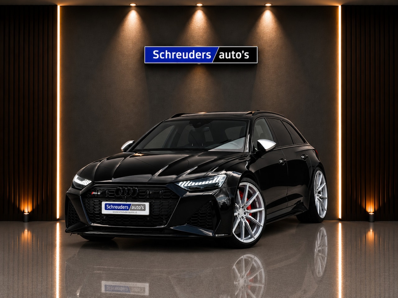 Audi A6 Avant - RS6 4.0 TFSI Quattro. HUD Pano B&O Keramisch 22" 360 Camera - AutoWereld.nl