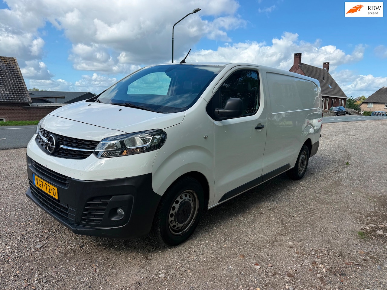 Opel Vivaro - 2.0 CDTI L2H1 Edition 2.0 CDTI L2H1 Edition - AutoWereld.nl