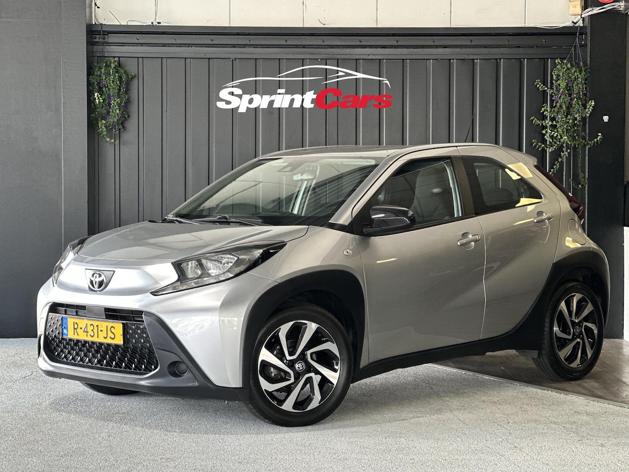 Toyota Aygo X - 1.0 VVT-i MT Play | Achteruitrijcamera | LMV 17"| 1e eig (NAP) | Carplay | Cruise Control - AutoWereld.nl