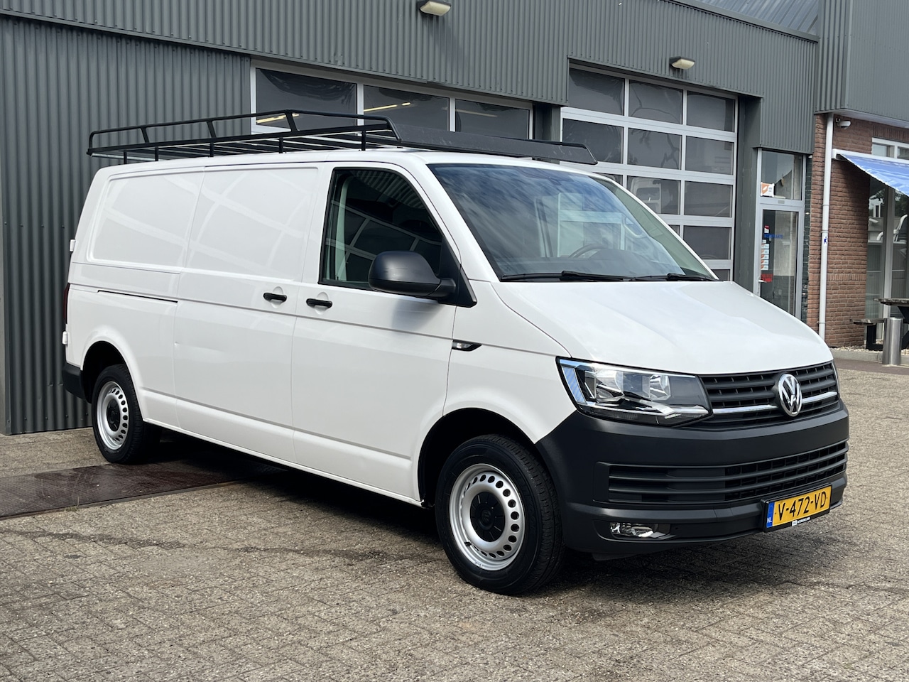 Volkswagen Transporter - 2.0 TDI L2H1 150pk Euro 6 Bpm vrij Trekhaak 2500kg Imperial Cruise controle 1e eigenaar De - AutoWereld.nl