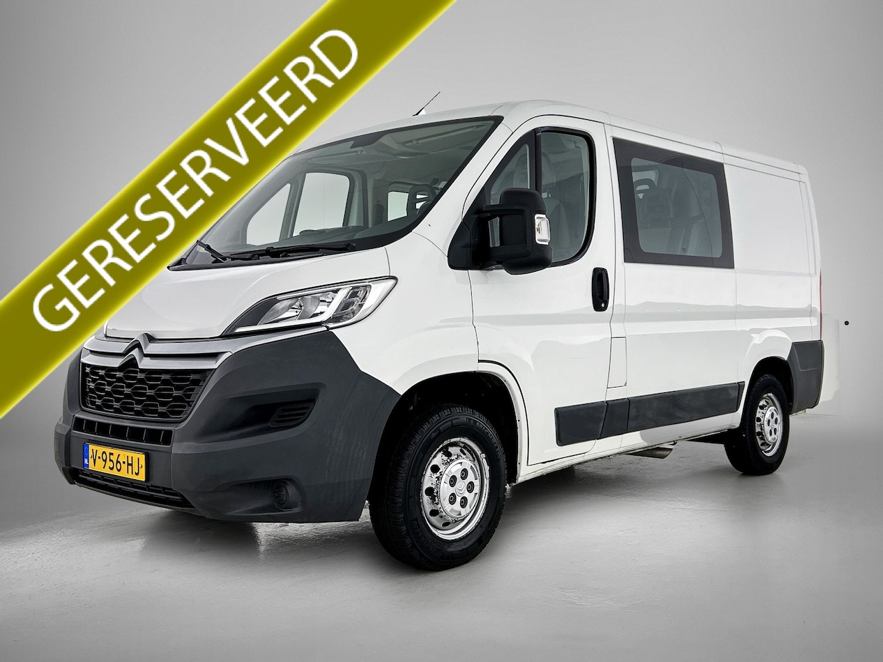 Citroën Jumper - 30 2.0 HDi 111PK / Dub.Cab. 7Pers. / EURO6 / Trekhaak / Airco / Camera / Schuifdeur rechts - AutoWereld.nl