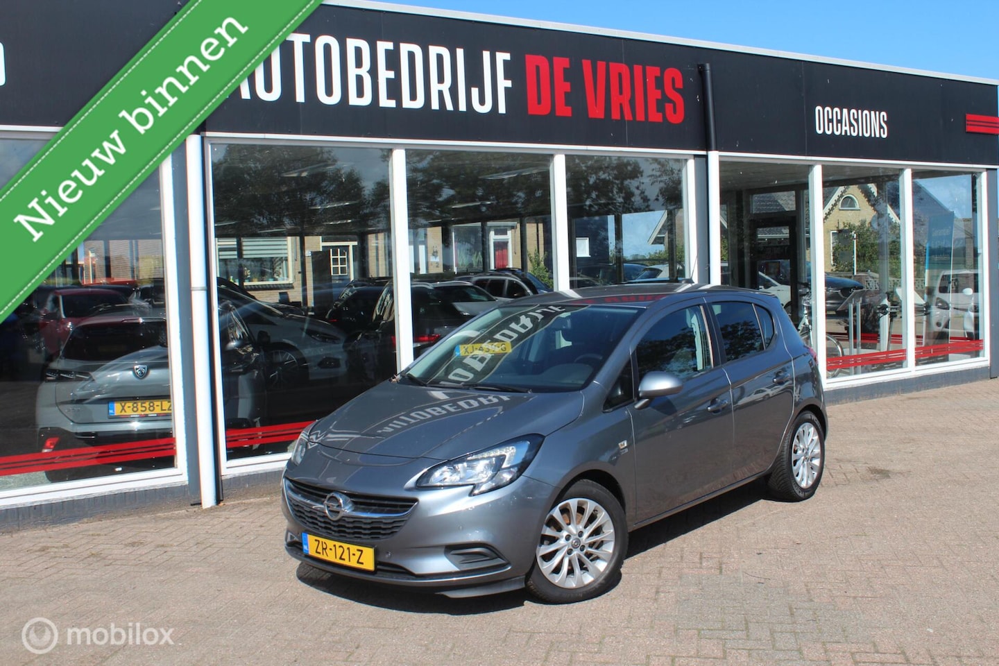 Opel Corsa - 1.0 Turbo 120 Jaar Edition Clima/Camera/Winterpakket - AutoWereld.nl