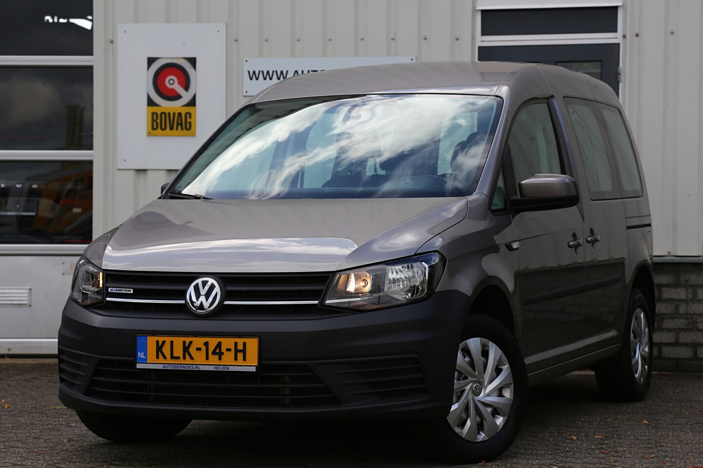 Volkswagen Caddy - 1.4 TGI Trendline 5 Persoons Automaat*Perfect VW Onderh.*2x zijschuifdeur/Stoelverw./Clima - AutoWereld.nl