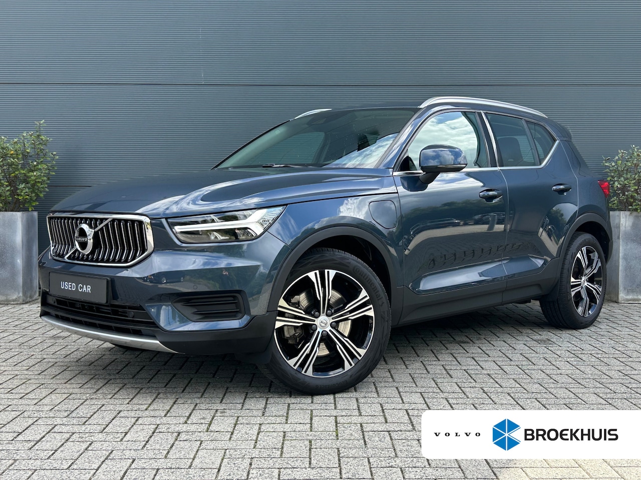 Volvo XC40 - 1.5 T4 Recharge Inscription Expression | Trekhaak | Camera | Cruise Control | Apple Carpla - AutoWereld.nl