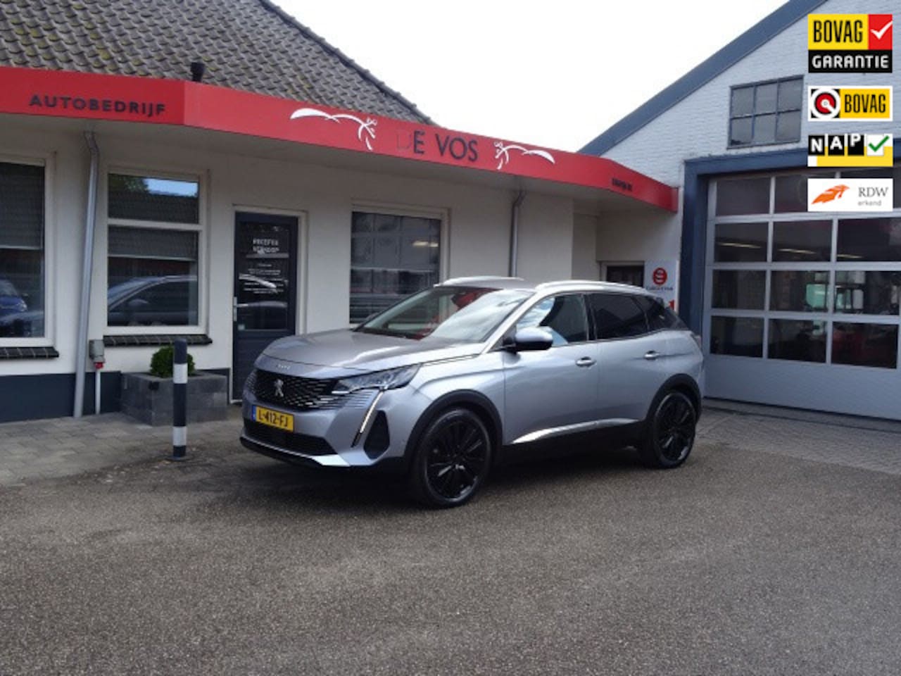 Peugeot 3008 - 1.2 PureTech Blue Lease Premium 1.2 PureTech Blue Lease Premium - AutoWereld.nl