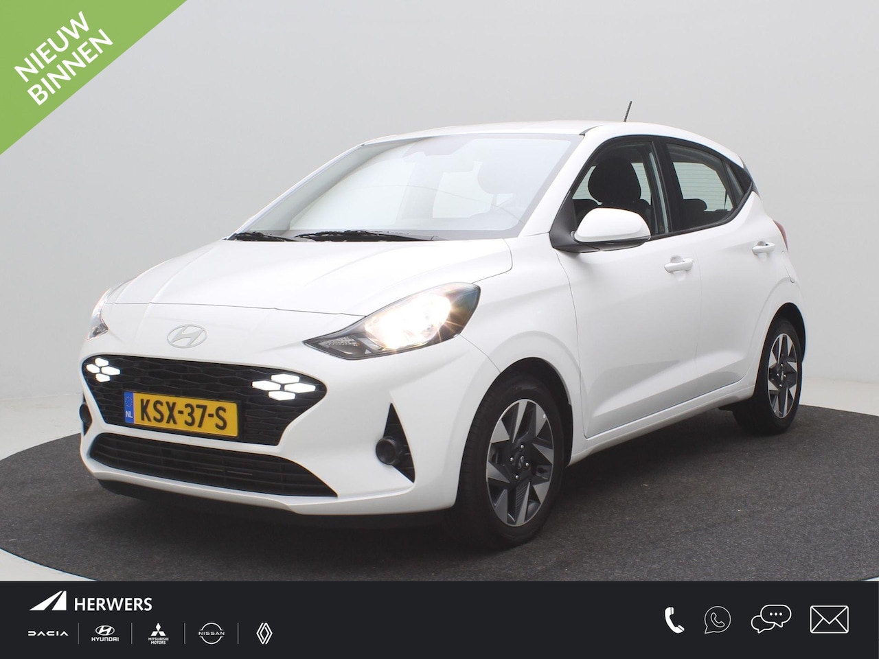 Hyundai i10 - 1.0 AUTOMAAT Comfort Smart 5-zits / Navigatie / Cruise Control / LMV / 5-Persoons / Airco - AutoWereld.nl