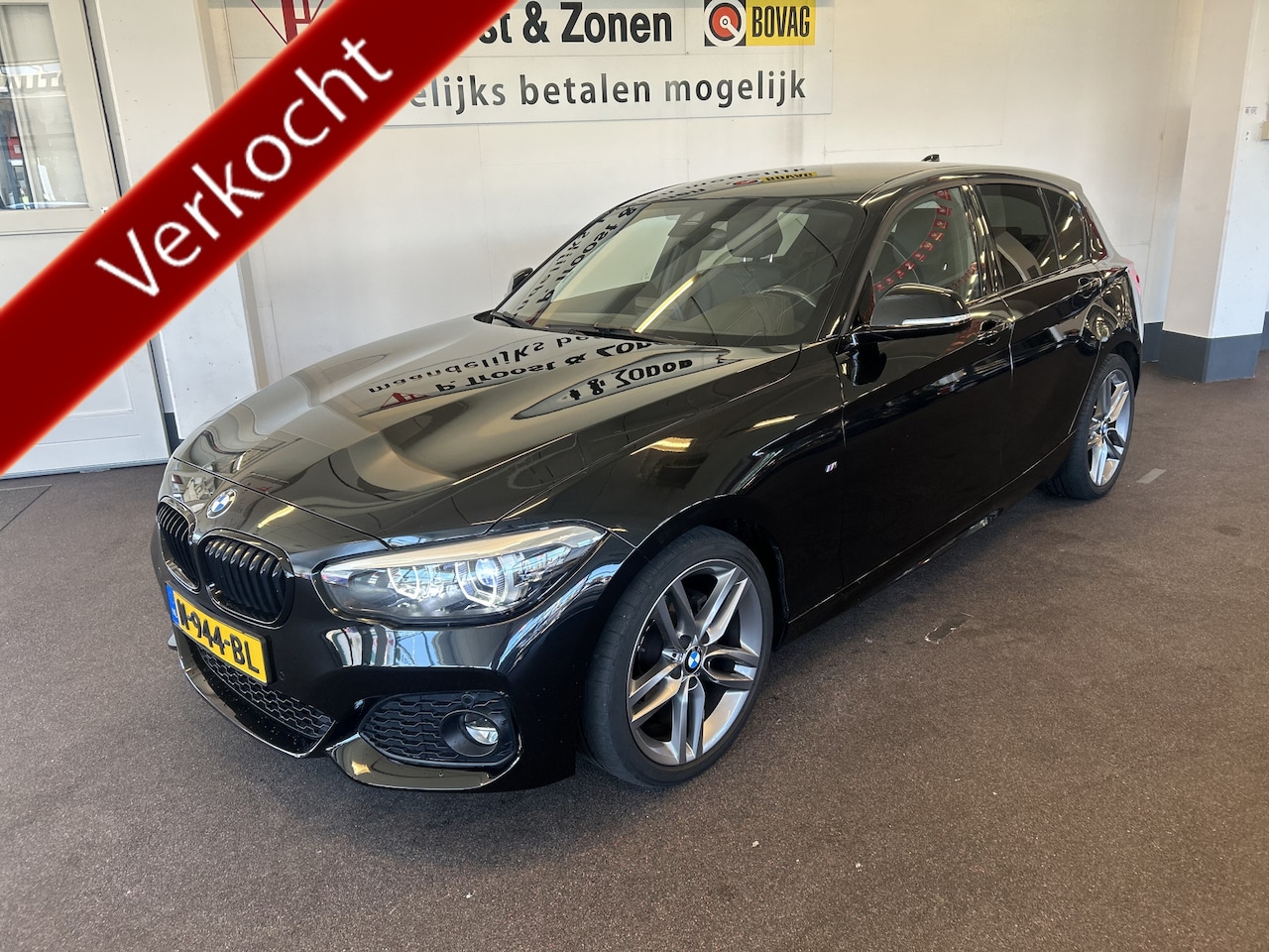 BMW 1-serie - 118i Edition M Sport Shadow Executive Automaat | Stoel+Stuurverwarming | Lederen bekleding - AutoWereld.nl