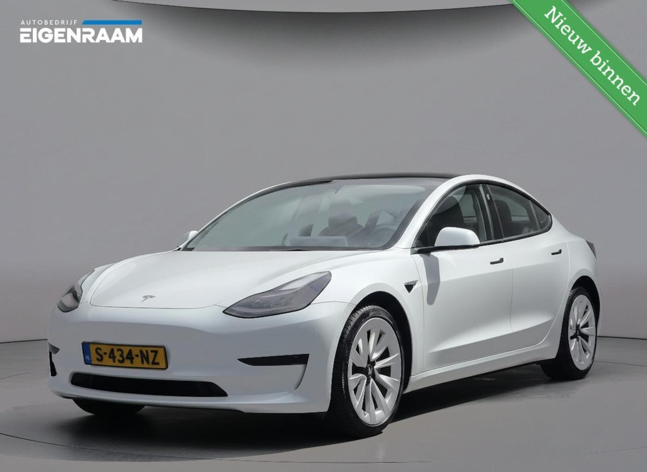 Tesla Model 3 - Standard RWD Plus 60 kWh - AutoWereld.nl