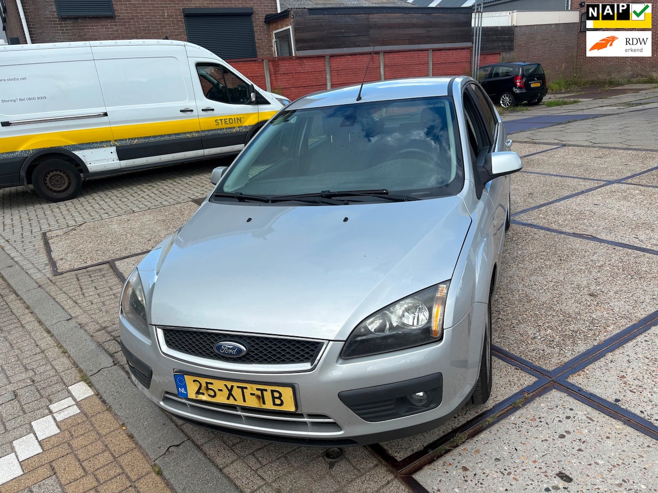 Ford Focus - 1.6-16V Futura 1.6-16V Futura - AutoWereld.nl