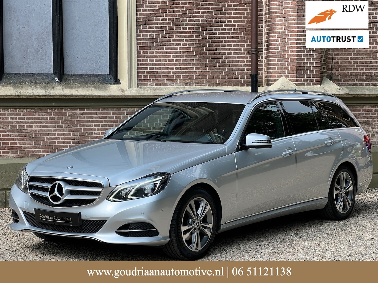 Mercedes-Benz E-klasse Estate - 200 Ambition Avantgarde Trekhaak | Led intelligent Light - AutoWereld.nl