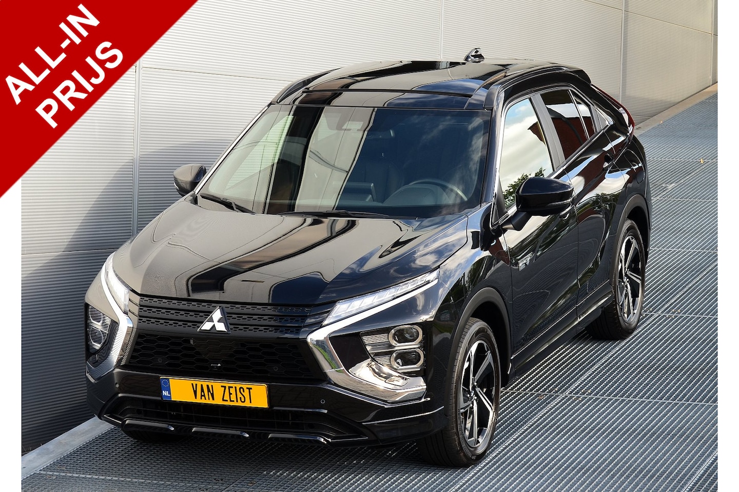 Mitsubishi Eclipse Cross - PHEV 2.4 INSTYLE 4WD | PLUG IN HYBRID | FULL OPTIONS | SoH % | LEER | PANORAMA DAK | TREKH - AutoWereld.nl