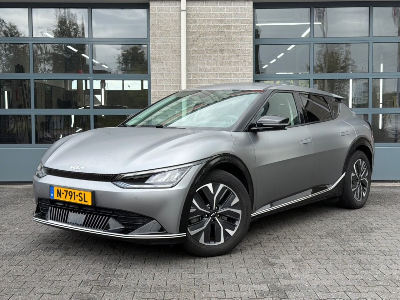 Kia EV6 - Plus 77.4 kWh|CAMERA|DEALER ONDERHOUDEN| - AutoWereld.nl