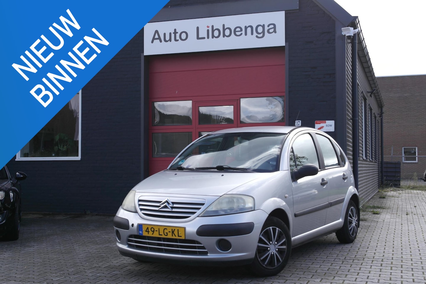 Citroën C3 - 1.4i Ligne Prestige STUURBEKR. / CENTR,VERGR. / RADIO-CD / APK TOT 04-2027 - AutoWereld.nl