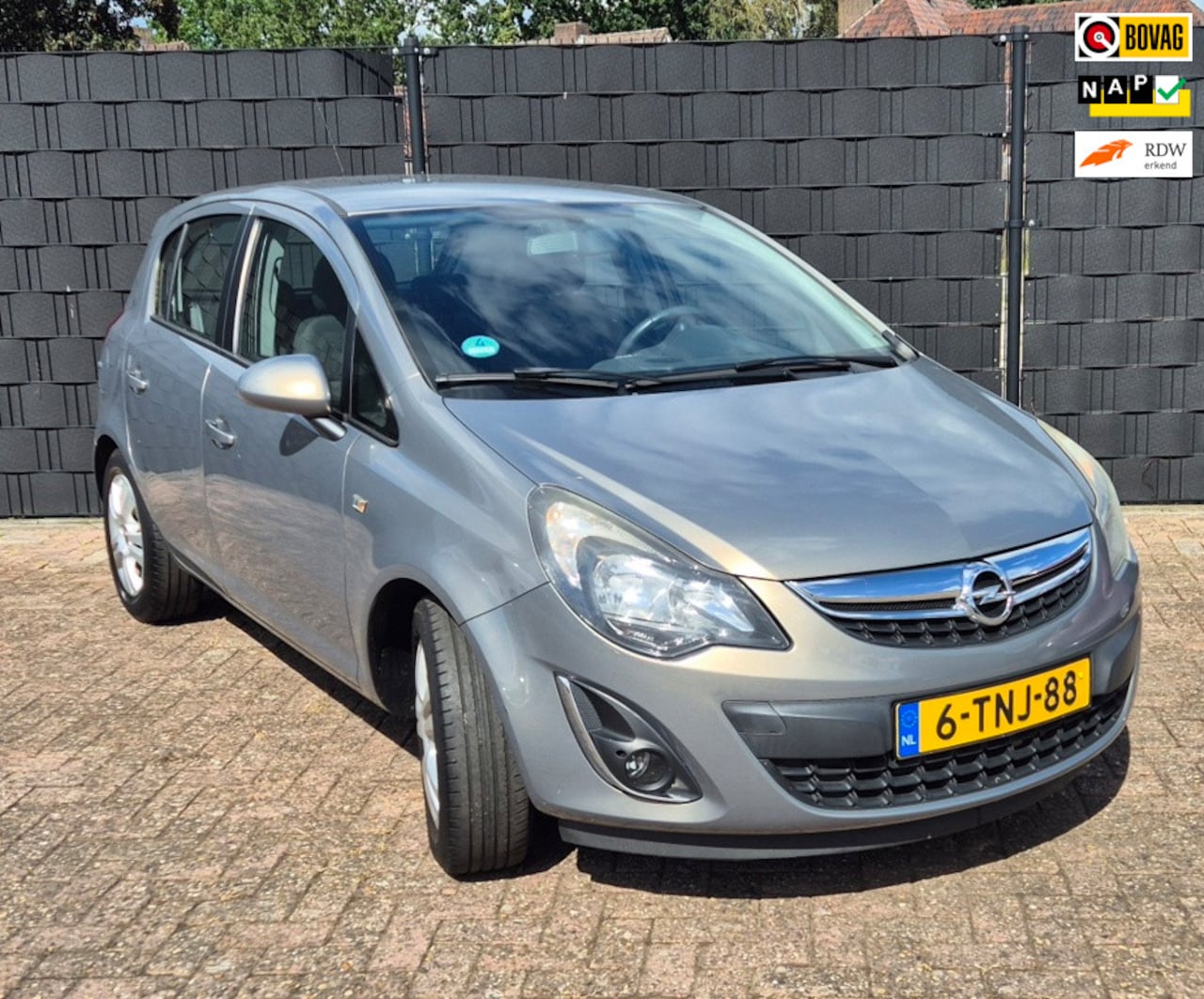 Opel Corsa - 1.4-16V Berlin 1.4-16V Berlin - AutoWereld.nl