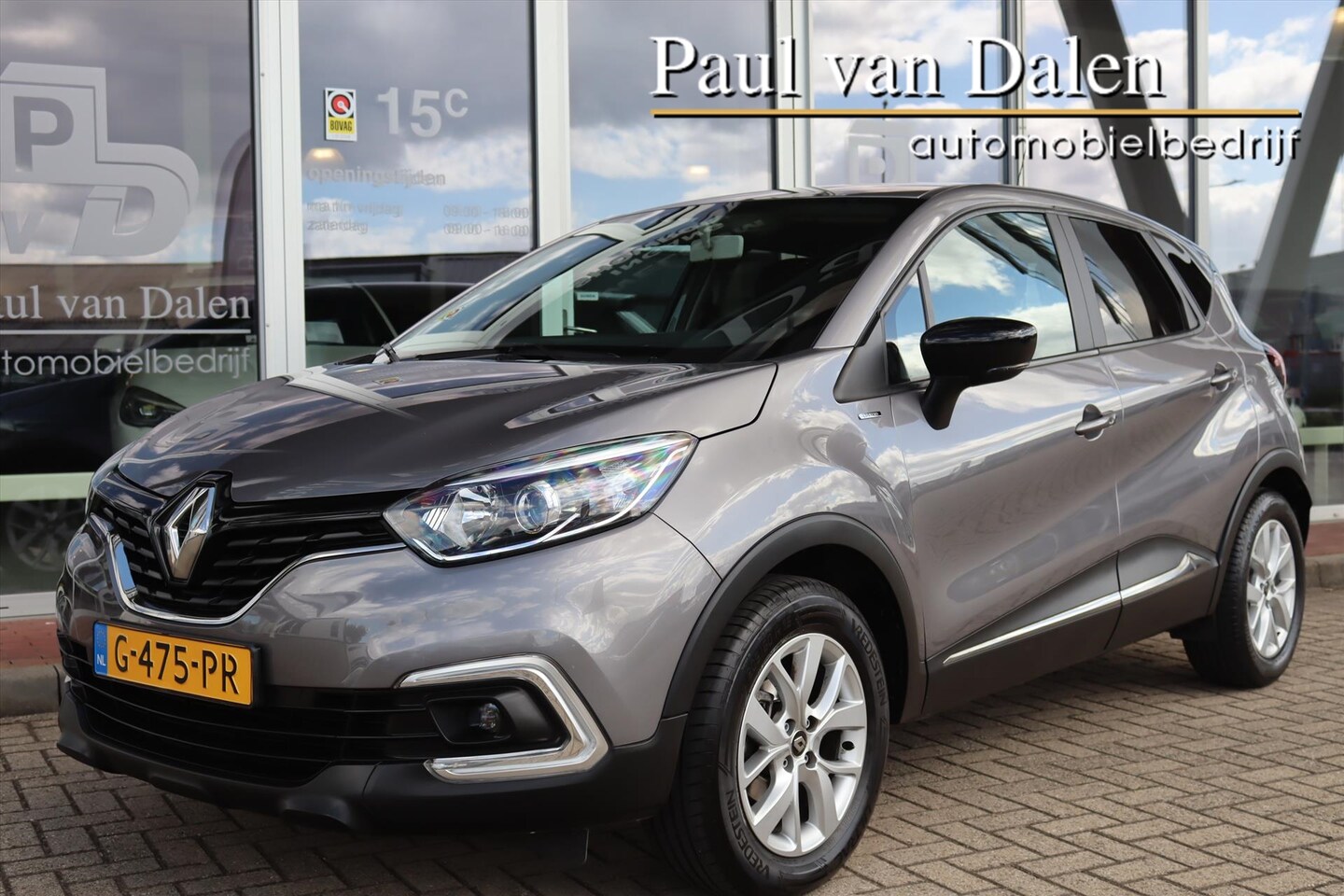 Renault Captur - 0.9TCE LIMITED Trekhaak | Navigatie | Cruise | Airco | Nieuwstaat | NL Auto | Weinig Km | - AutoWereld.nl