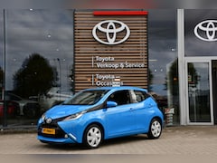 Toyota Aygo - 1.0 VVT-i x-play 5 Deurs 72pk | Airco | Bluetooth | LED dagrijverlichting |
