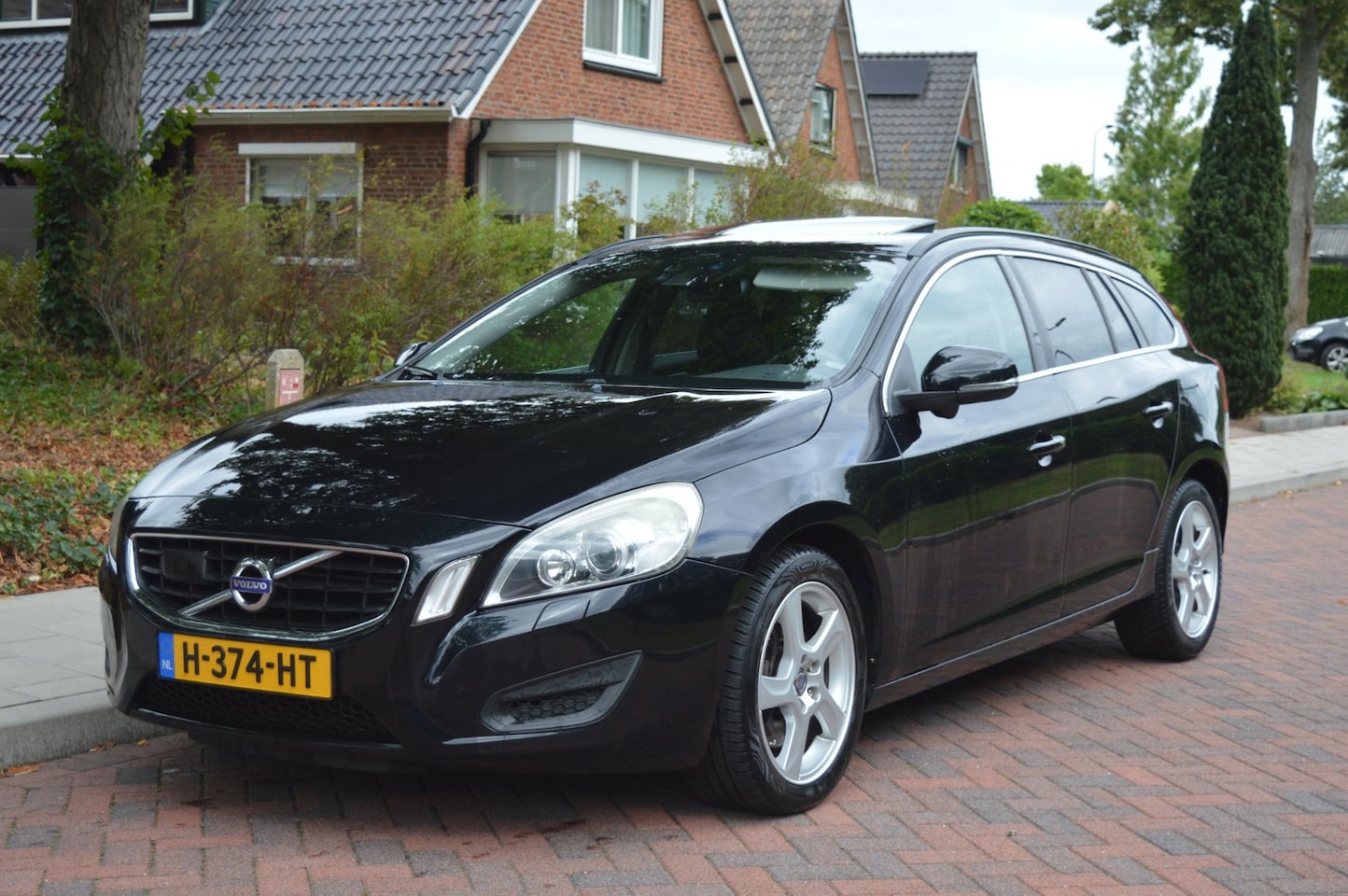 Volvo V60 - 2.0T Momentum 2.0T Momentum - AutoWereld.nl