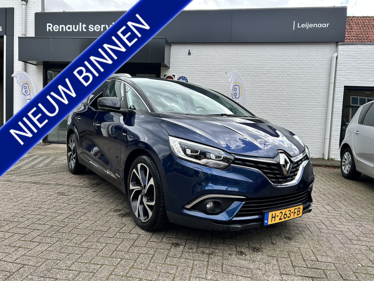 Renault Grand Scénic - 1.3 TCe Bose 7p. | Panorama dak | Parkeersensoren | Achteruitrijcamera | Head up display | - AutoWereld.nl
